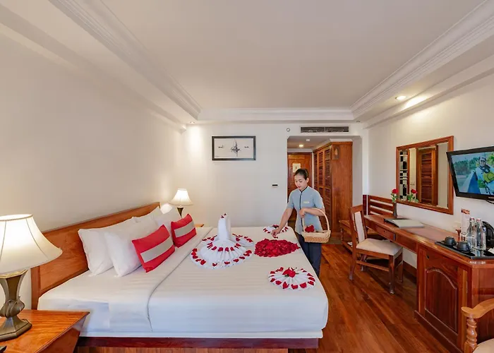 Hotel Somadevi Angkor Premium