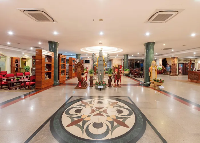 Hotel Somadevi Angkor Premium 4*