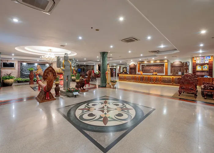 Hotel Somadevi Angkor Premium 4*